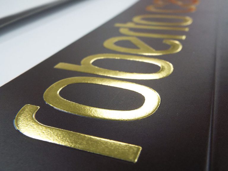 金、銀の箔押し加工を使ったゴージャス高級化粧箱を作りたい