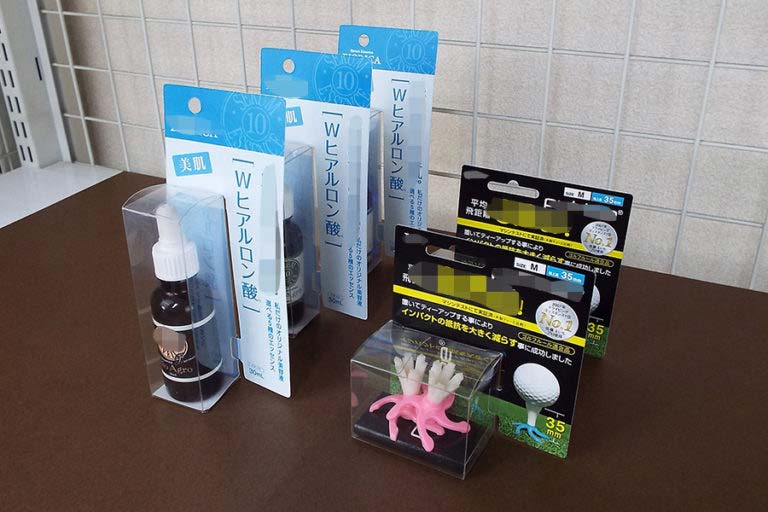 ブリスターパックのように高額な初期費用のいらない透明パッケージ