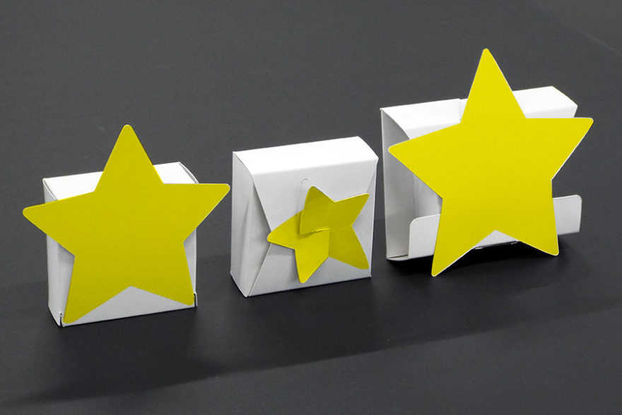 印刷した星モチーフ化粧箱